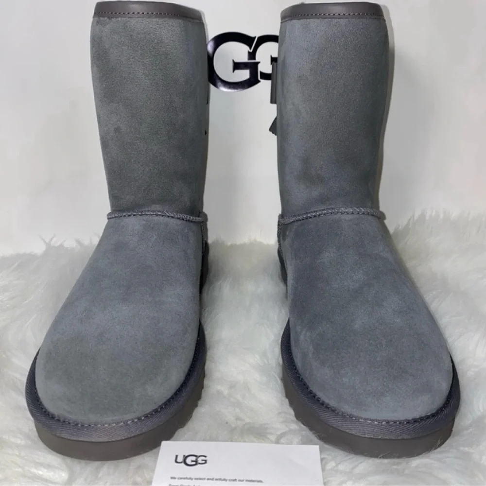 UGG Classic SHORT BAILEY LEATHER BOW Boots Woman size 8 New in box - Picture 6 of 11